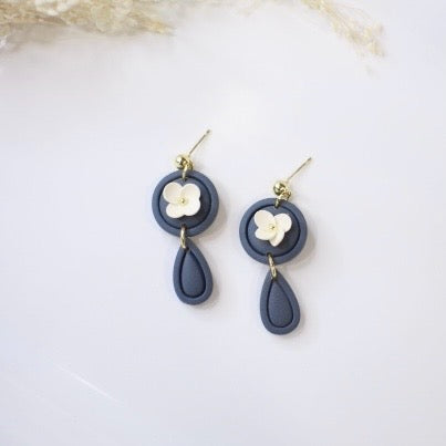 3. 'Olivia' Clay Dangle Earrings